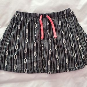 Old Navy girls black and white skort